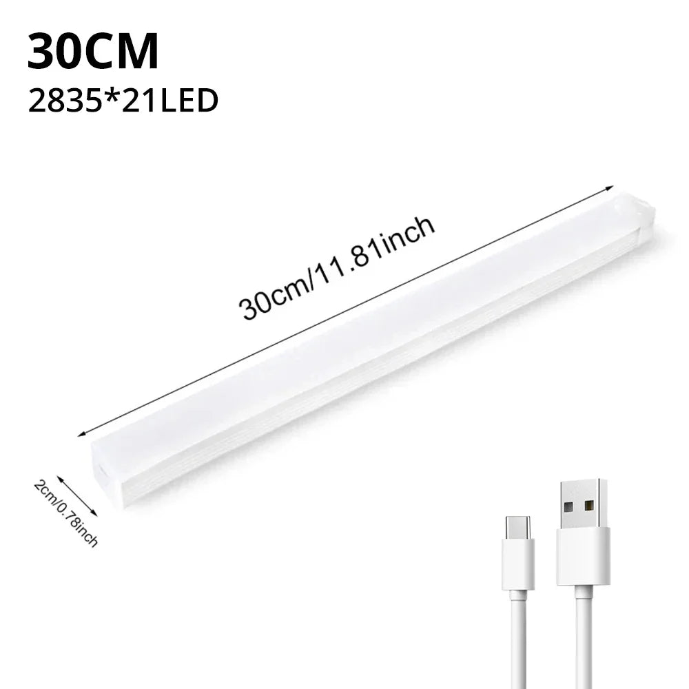 מנורת LED נטענת עם חיישן תנועה